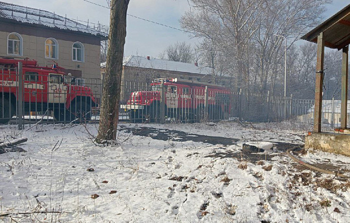 Тульские спасатели потушили один пожар и устранили последствия четырех ДТП за сутки Тульские спасатели потушили один пожар и устранили последствия четырех ДТП за сутки