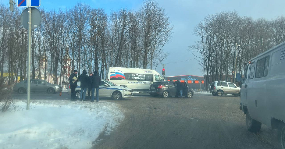 Новомосковское шоссе перекрыто