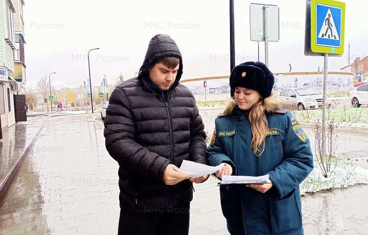 В октябре свыше 1600 жителей Ефремова обучили правилам пожарной безопасности