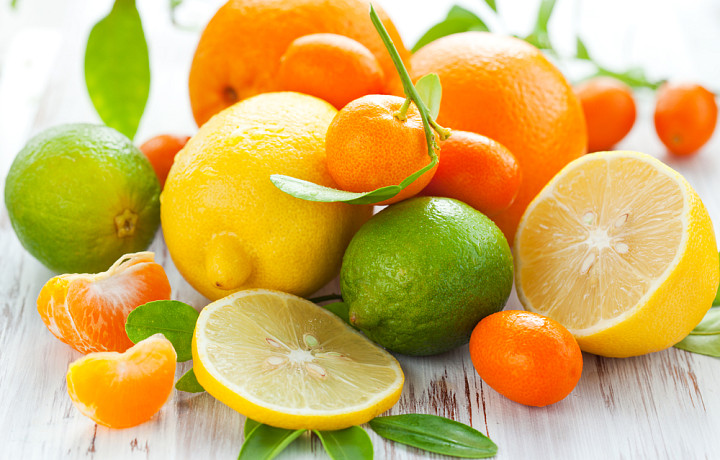 Эксперты Роспотребнадзора: От отеков помогут апельсины