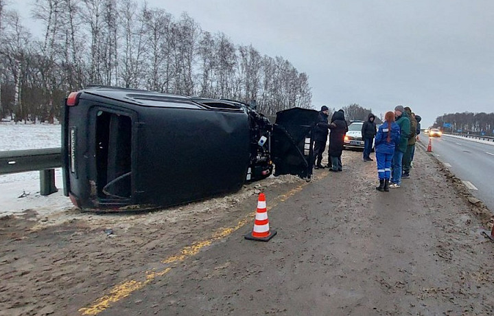 ﻿Водитель «Лады» без прав устроил ДТП в Веневском районе и попал в больницу