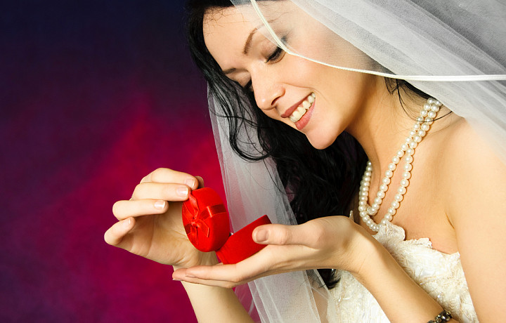 В Тульской области в июне поженились 980 пар