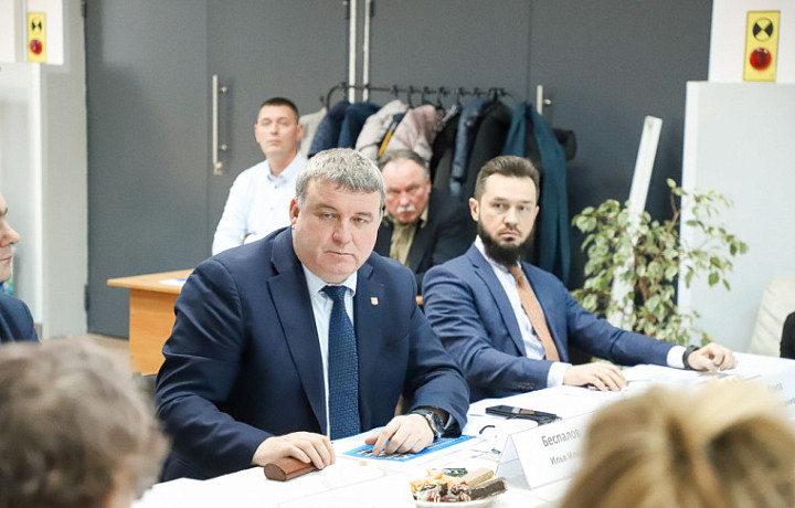 Илья Беспалов встретился с руководителями ТОС тульского поселка Плеханово