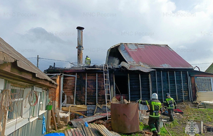 На пожаре в частном доме в Киреевске погиб 58-летний мужчина