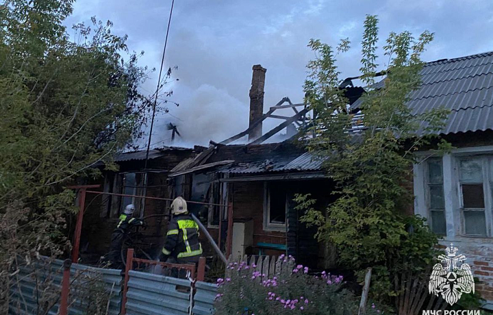 На пожаре в поселке Дубовка Узловского района погиб человек