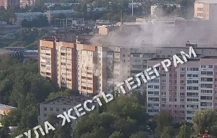 На Калужском шоссе Тулы загорелась квартира в одной из многоэтажек