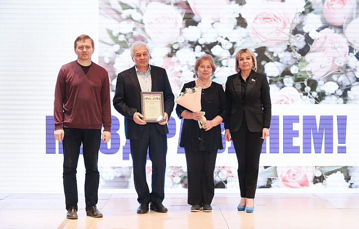 В Туле чествовали трудовые династии и победителей конкурса «Лучший по профессии»