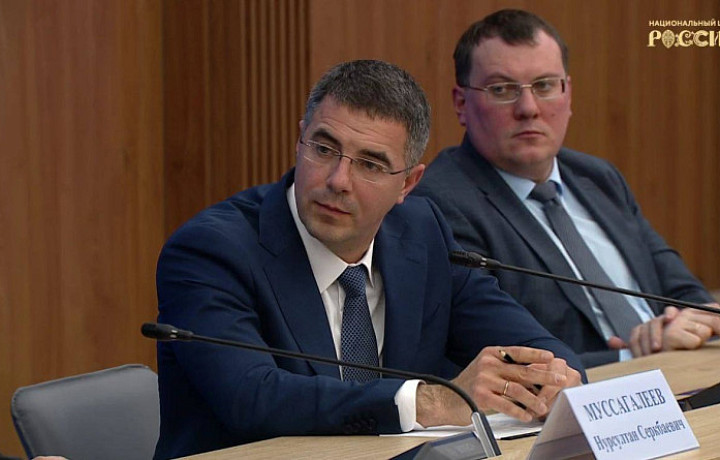 Глава Тулы Алексей Эрк доложил президенту Владимиру Путину о реализации проекта «Герой71» Глава Тулы Алексей Эрк доложил президенту Владимиру Путину о реализации проекта «Герой71»