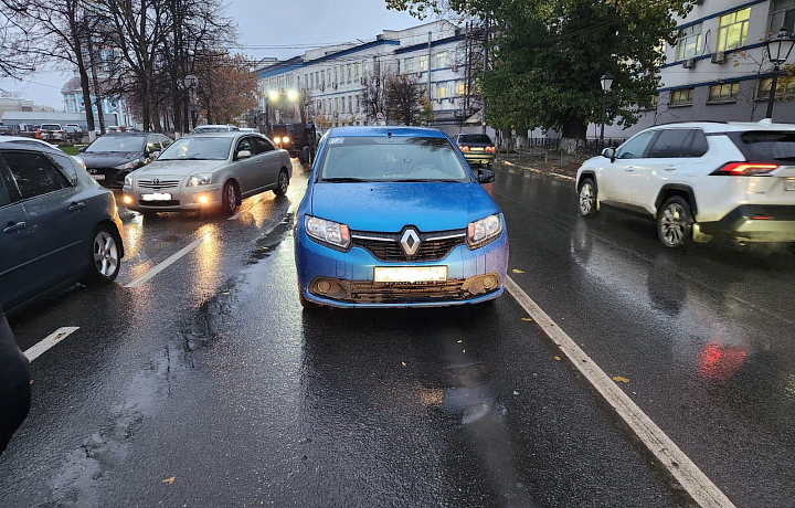 Туляк на Renault Logan сбил пешехода на улице Мосина