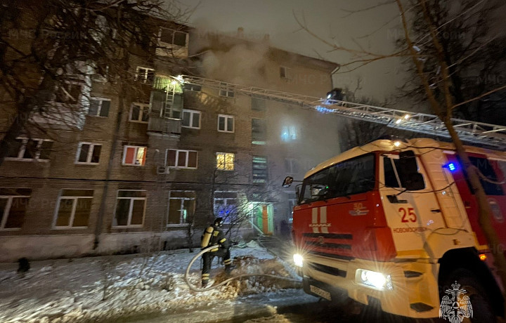 В Новомосковске произошел пожар в жилом доме