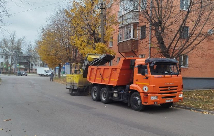 За сутки с тульских улиц вывезли 21 кубометр смета