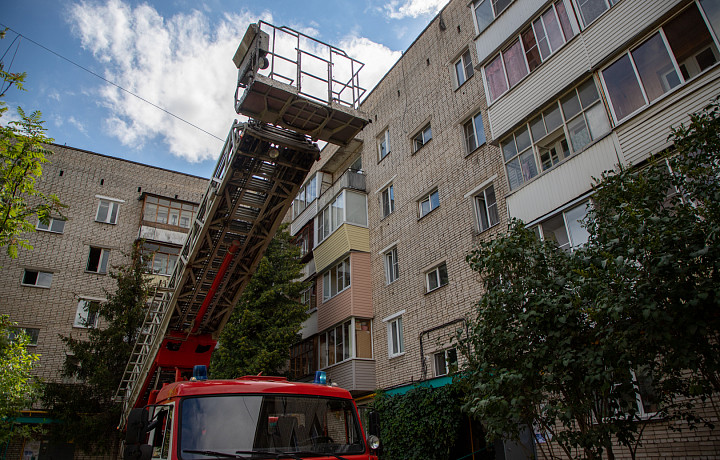 Четыре пожара и четыре ДТП произошли в Тульской области за сутки
