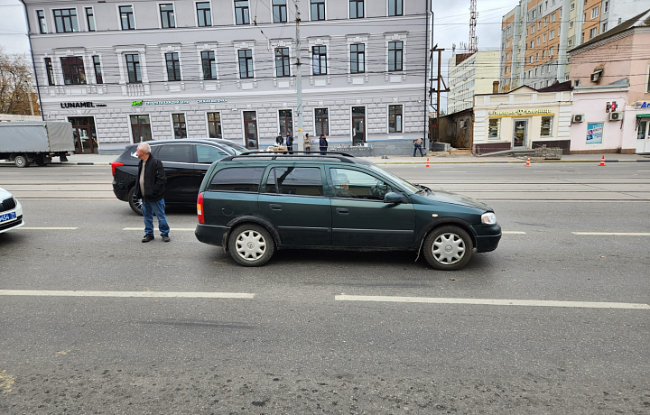 Водитель Opel Astra сбил пенсионерку на улице Октябрьской в Туле