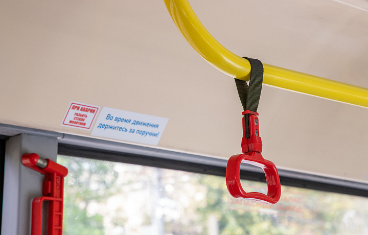 В Туле образовалась задержка движения автобуса №28 из-за падения пассажирки в салоне