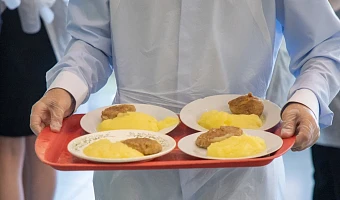 Почти сорок проб готовых блюд и полтонны продуктов в тульских школах не прошли проверку Роспотребнадзора