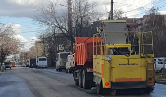 В Туле 2 ноября продолжилась уборка городских улиц