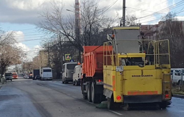 В Туле 2 ноября продолжилась уборка городских улиц