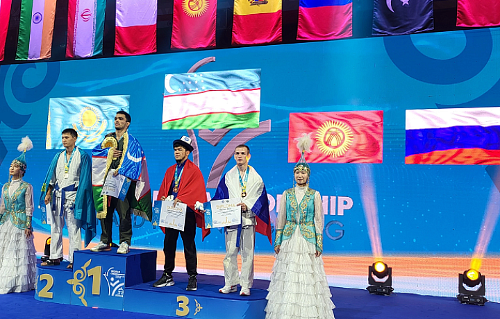 Туляк Никита Архипов завоевал бронзу чемпионата мира по рукопашному бою