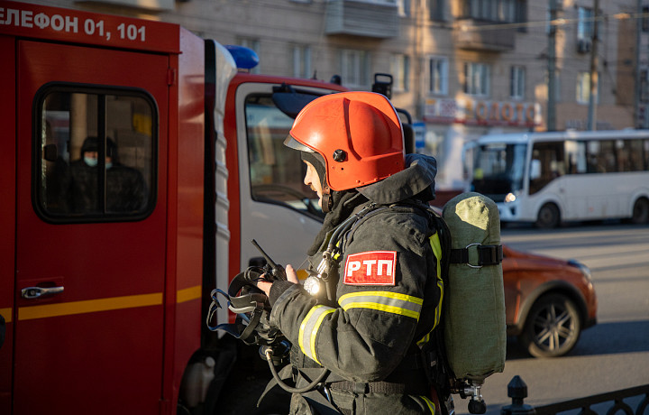 В Тульской области за сутки произошли два пожара и четыре ДТП