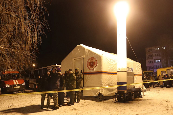 Взрыв газа в ефремовской пятиэтажке - фоторепортаж