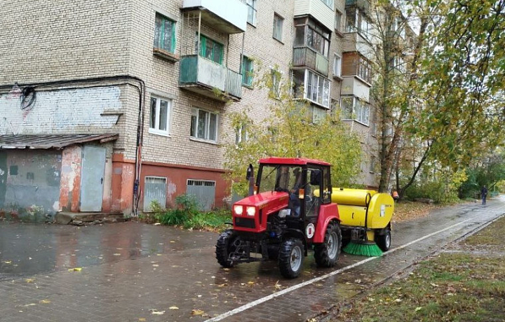 С тульских улиц за сутки вывезено 30 кубометров смета