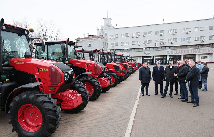 Тульская область в 2025 году планирует закупить белорусскую сельхозтехнику