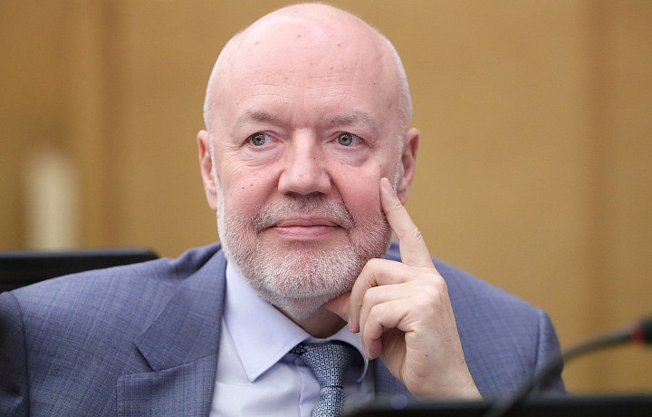 Депутат Госдумы Крашенинников о выплатах беременным школьницам: Не очень серьезно говорить, что это повлияет на демографическую ситуацию Депутат Госдумы Крашенинников о выплатах беременным школьницам: Не очень серьезно говорить, что это повлияет на демографическую ситуацию