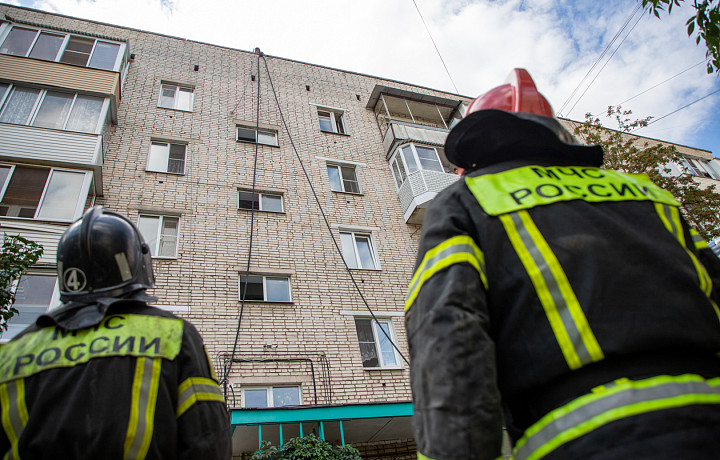 Шесть пожаров и два ДТП произошли в Тульской области за сутки