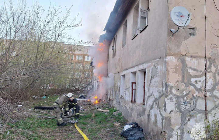 В Тульской области 19 апреля произошло 11 пожаров В Тульской области 19 апреля произошло 11 пожаров