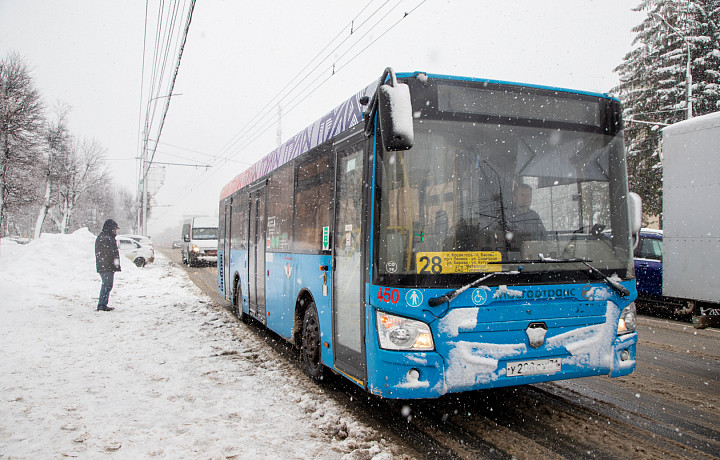 Дудник: в Тульскую область закупим еще 100 автобусов на региональные маршруты