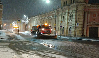 Девяносто единиц техники задействовано в уборке Тулы 15 ноября