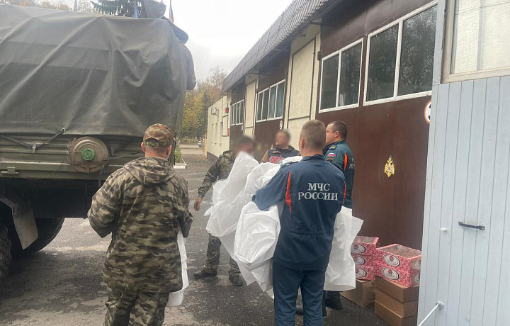 Сотрудники Узловского пожарно-спасательного гарнизона отправили гуманитарный груз в зону СВО