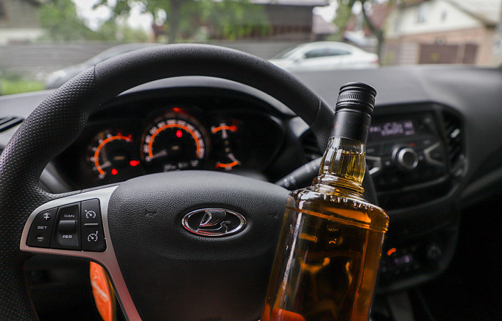 На выходных 40 тульских автомобилистов сели за руль пьяными