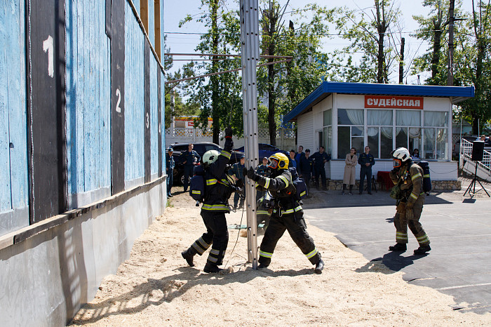 В Туле определили лучшее звено газодымозащитной службы