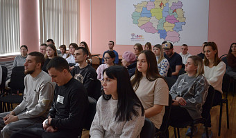 Тульским детям-сиротам вручили сертификаты на приобретение жилья