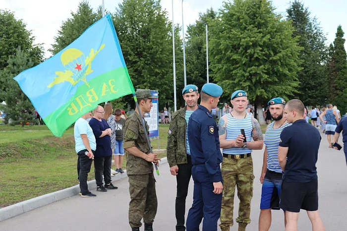 В Туле отметили День ВДВ