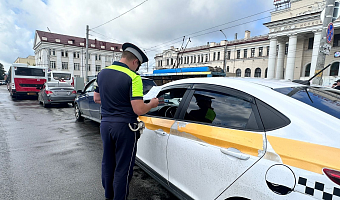 В Тульской области в июле выявлено 42 нелегальных таксиста