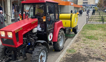 В Туле 29 октября продолжается уборка дорог и тротуаров