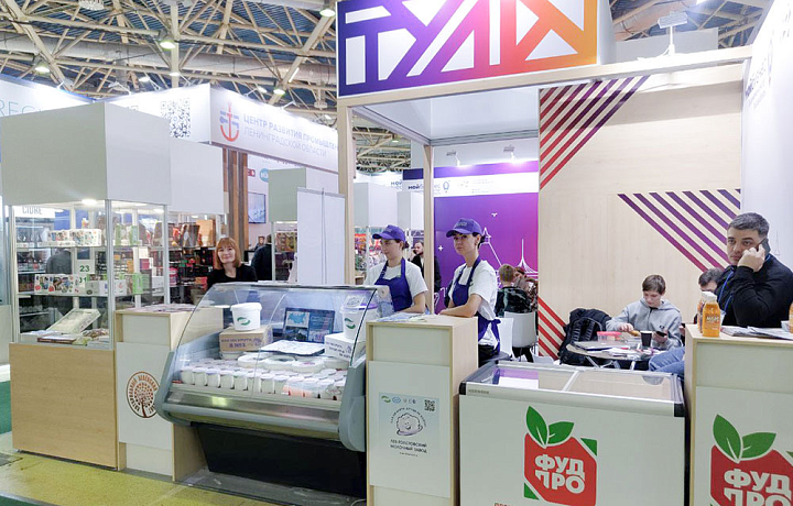 Тульские производители представляют свою продукцию на международной выставке «Продэкспо-2024»