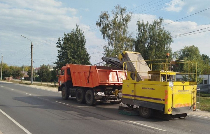 В уборке Тулы 19 сентября задействуют около 60 единиц техники