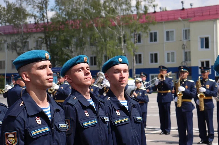 В Туле отметили День ВДВ