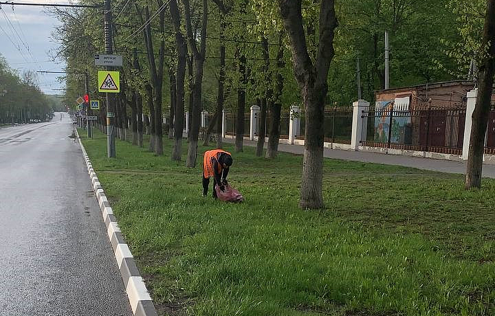 В Туле 5 мая продолжится уборка дорог и тротуаров