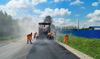 В Тульской области для ремонта дорог применяют современные технологии и материалы