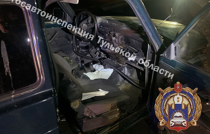 Три человека пострадали в ДТП с трактором и «Ладой» в Тульской области Три человека пострадали в ДТП с трактором и «Ладой» в Тульской области