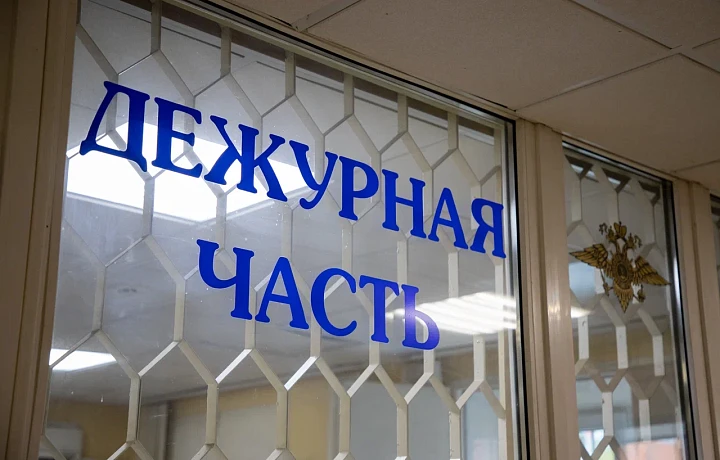 Туляка задержали за шопинг с чужой картой на 86 тысяч рублей Туляка задержали за шопинг с чужой картой на 86 тысяч рублей
