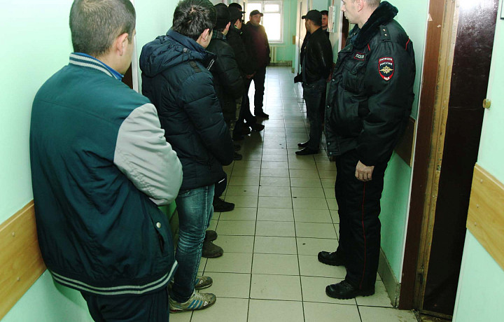 В Тульской области работают по патентам почти 24 тысячи мигрантов В Тульской области работают по патентам почти 24 тысячи мигрантов