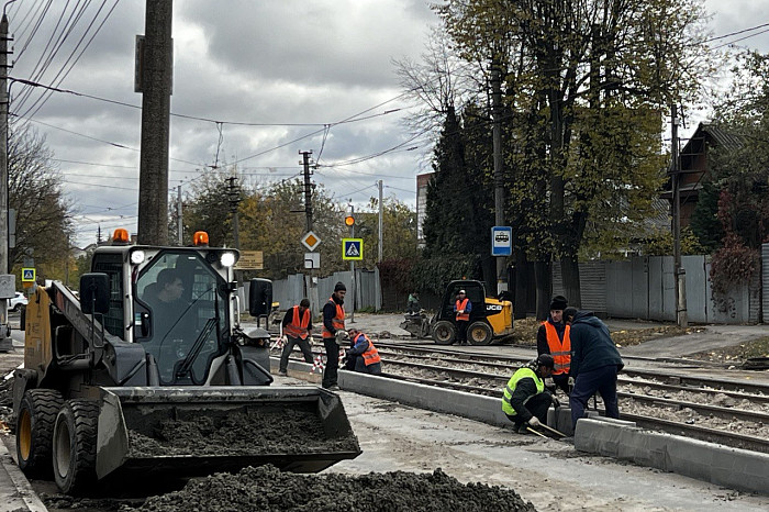 «Популяризировать общественный транспорт и снизить аварийность»: в Туле завершается ремонт на улице Агеева  