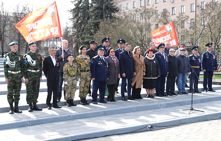 В Туле стартовала акция «Равнение на Знамя Победы»