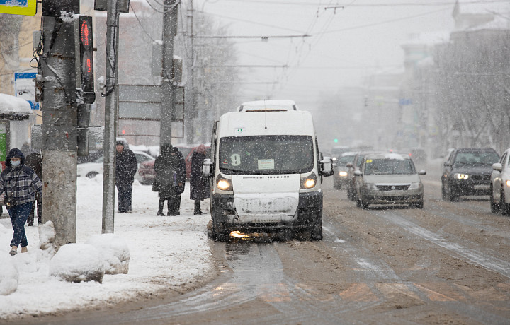 Госавтоинспекция предупредила туляков о снегопаде и гололедице с 1 по 2 декабря