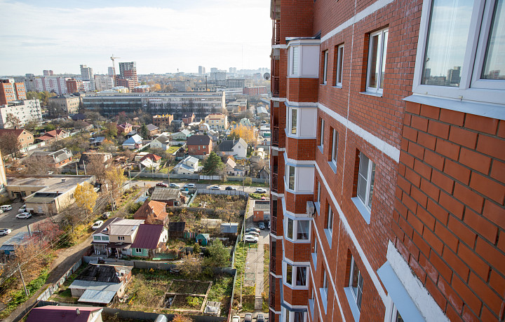 В Липках Киреевского района трехлетняя девочка упала с третьего этажа